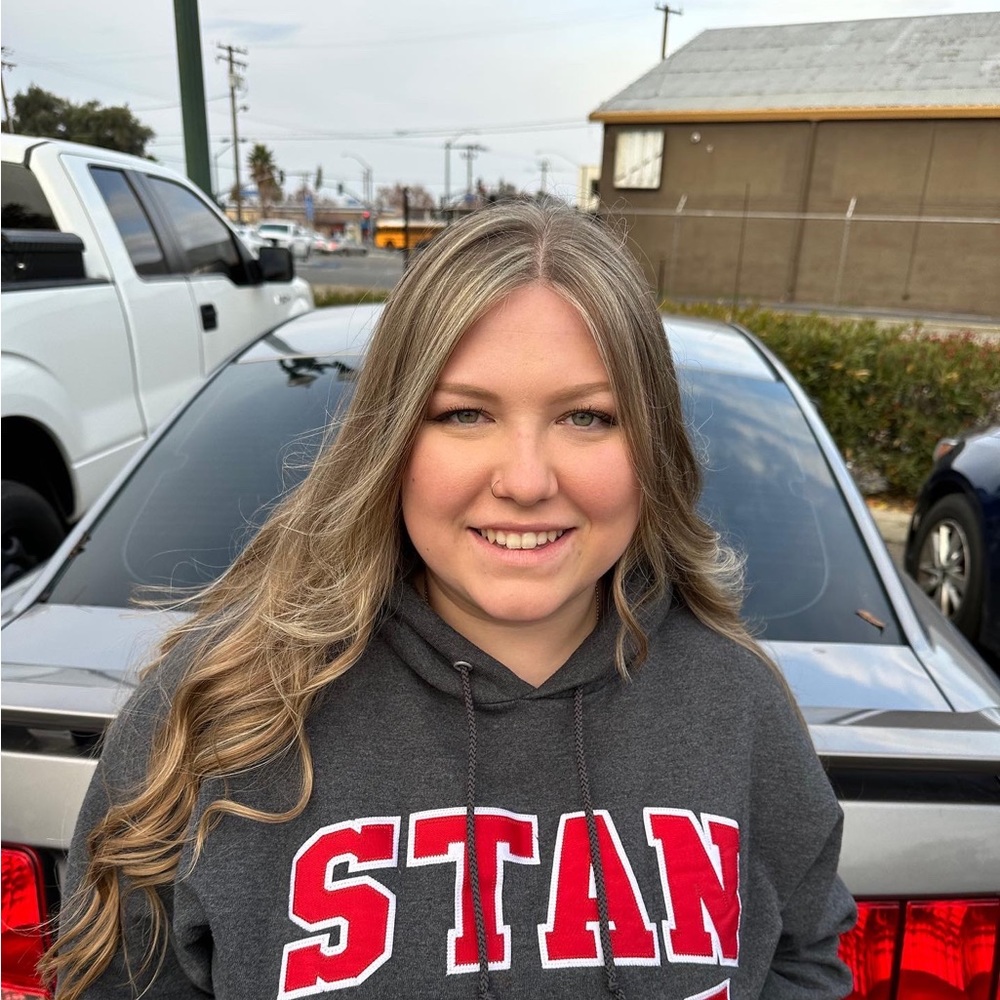 Meet your Posher, Cayla